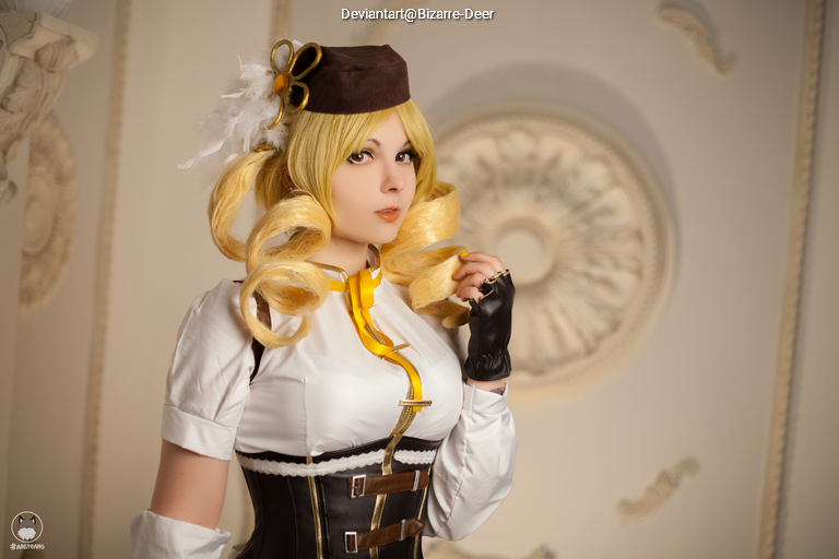 Puella Magi Madoka Magica (Madoka Magica) - Mami Tomoe Cosplay character costume portrait