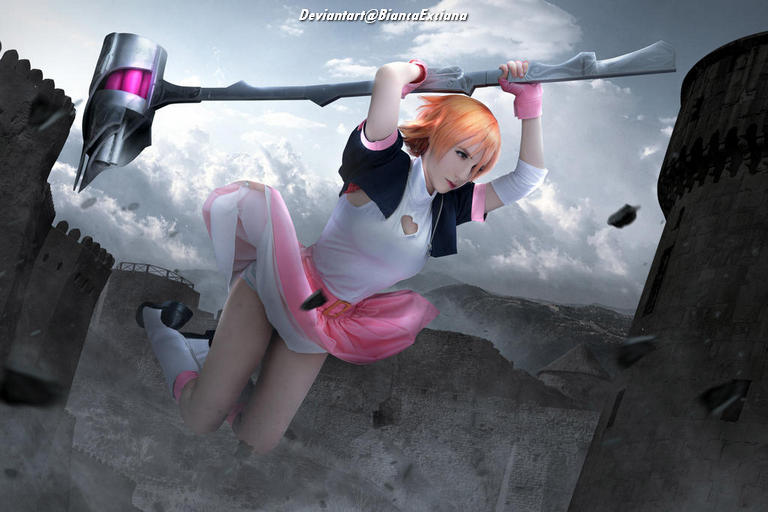 RWBY - Nora Valkyrie (Queen of the Castle) Cosplay full body character photo