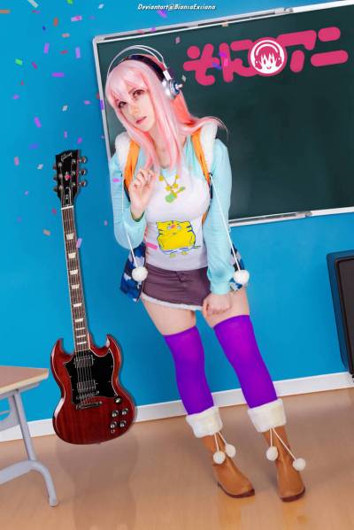 Soni-Ani - Super Sonico The Animation - Super Sonico Cosplay