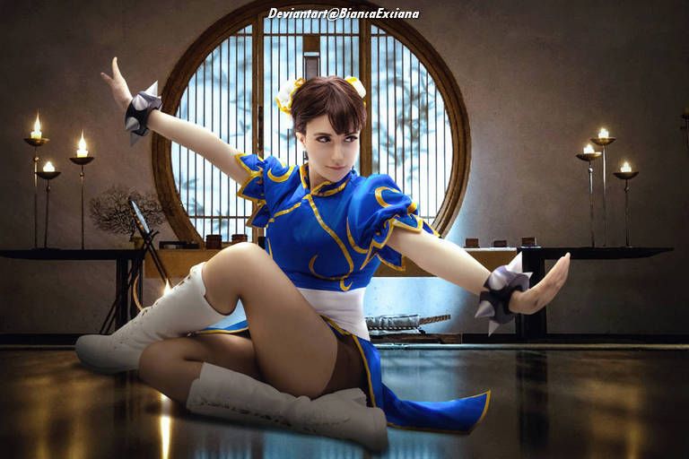 Street Fighter 5 - Chun-Li Cosplay costume showcase portrait