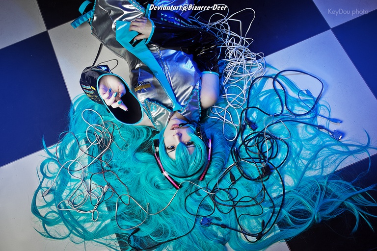 Vocaloid - Hatsune Miku Cosplay character costume portrait