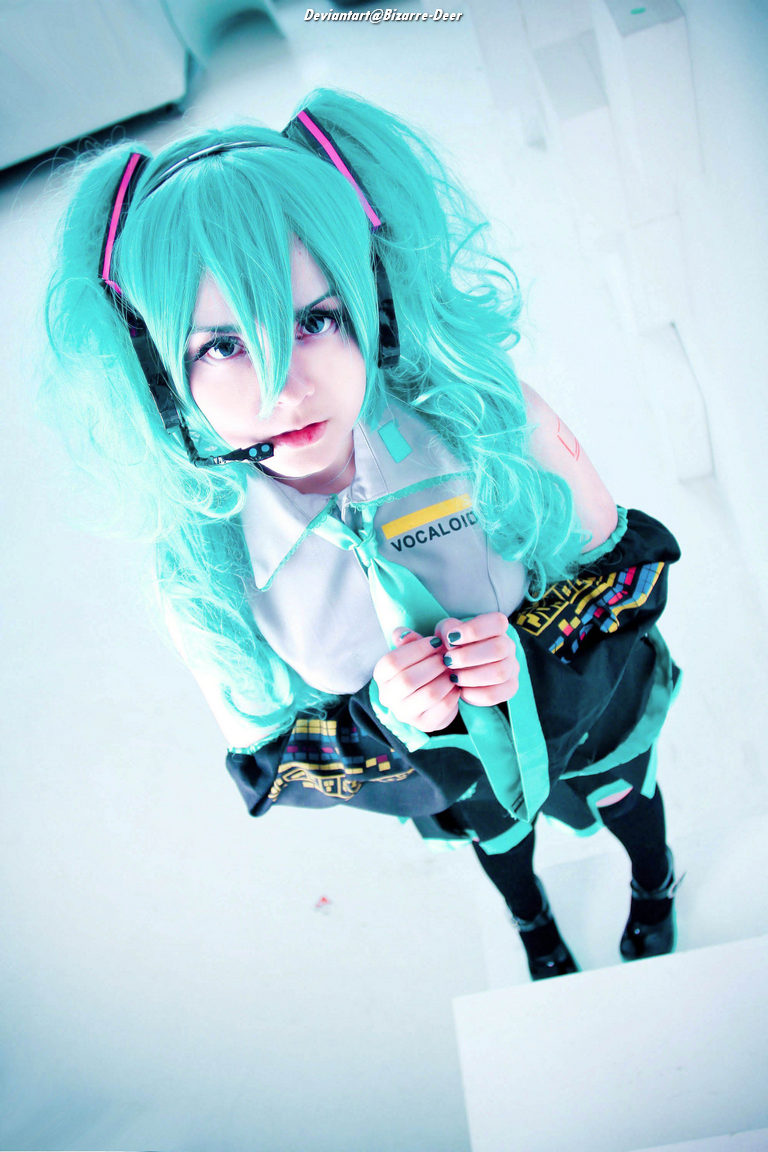 Vocaloid - Hatsune Miku Cosplay character costume portrait