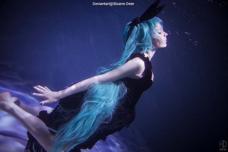 Vocaloid - Hatsune Miku (Deep Sea Girl) Cosplay character portrait photography
