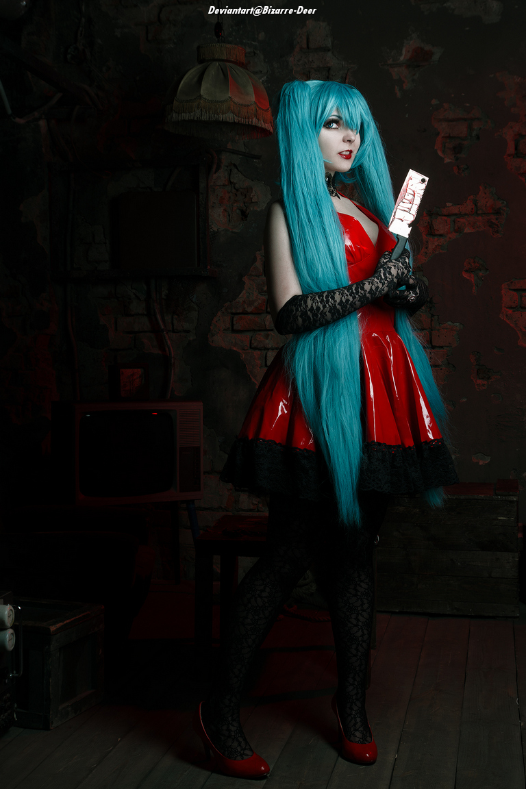 Vocaloid - Hatsune Miku (Rotten Girl Grotesque Romance) Cosplay full length character portrait