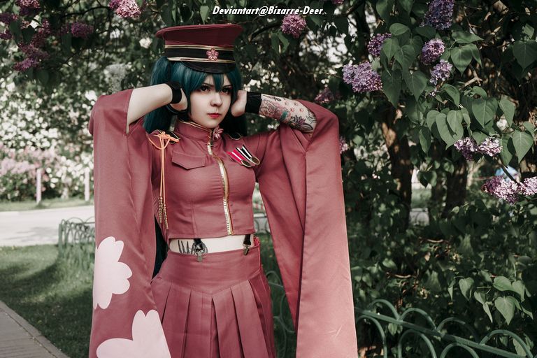 Vocaloid - Hatsune Miku (Senbonzakura) Cosplay full length photo