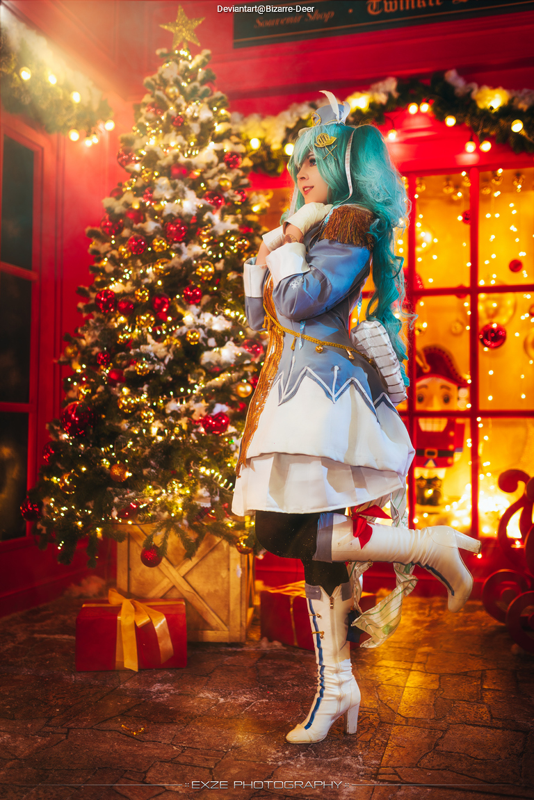 Vocaloid - Hatsune Miku (Snow) Cosplay character portrait photography