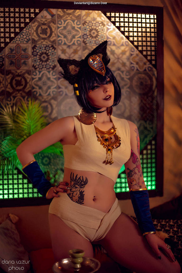 Animal Crossing - Ankha Cosplay full body portrait photography
