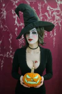 Borderlands 3 - Mad Moxxi (Halloween) Cosplay