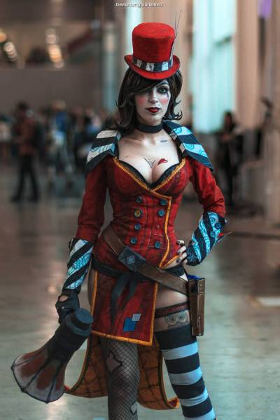 Borderlands - The Pre-Sequel - Mad Moxxi (Heart Breaker) Cosplay