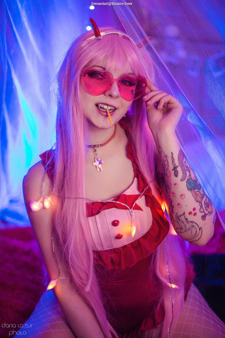 DARLING in the FRANXX - Zero Two (Partner Killer) Cosplay full length character portrait