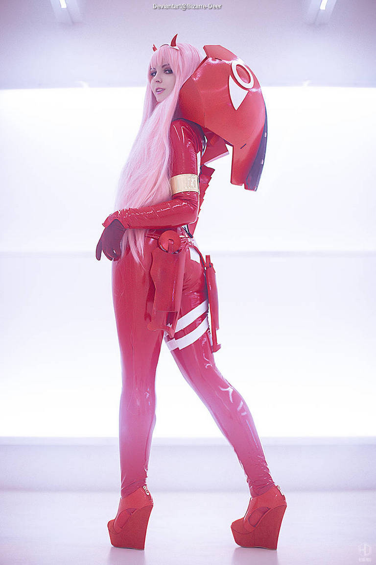 DARLING in the FRANXX - Zero Two (Partner Killer) (Plugsuit) Cosplay full length character portrait