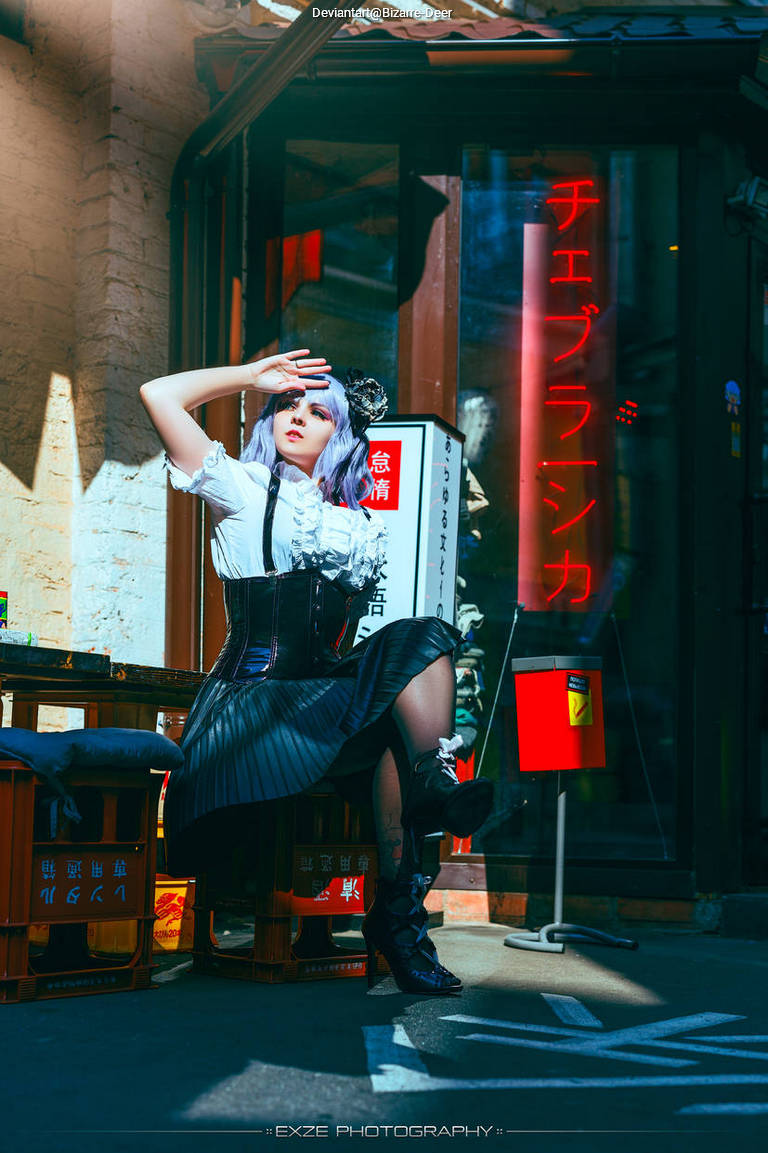 Dagashi Kashi - Hotaru Shidare (The Humanoid Typhoon) Cosplay full length character portrait