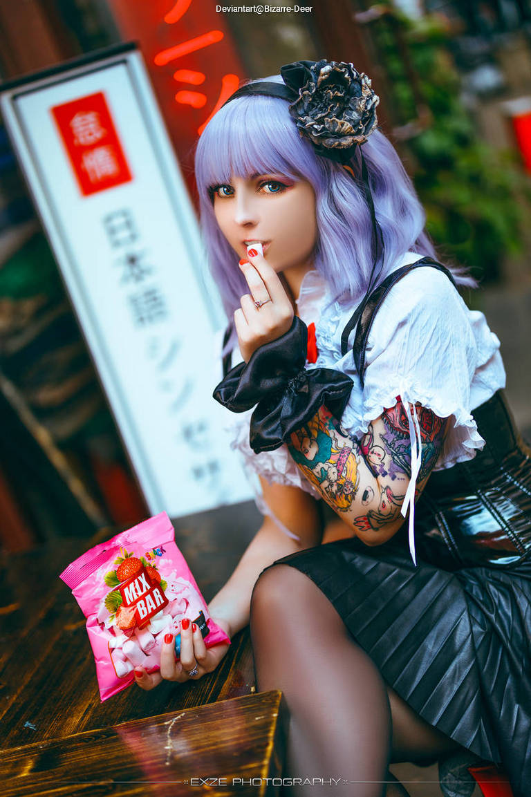 Dagashi Kashi - Hotaru Shidare (The Humanoid Typhoon) Cosplay character costume portrait