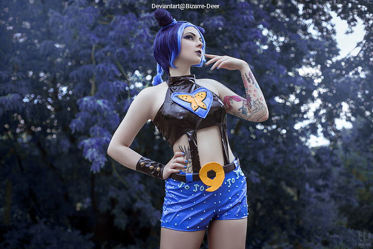 JoJos Bizarre Adventure - Jolyne Cujoh (JoJo) Cosplay character recreation portrait