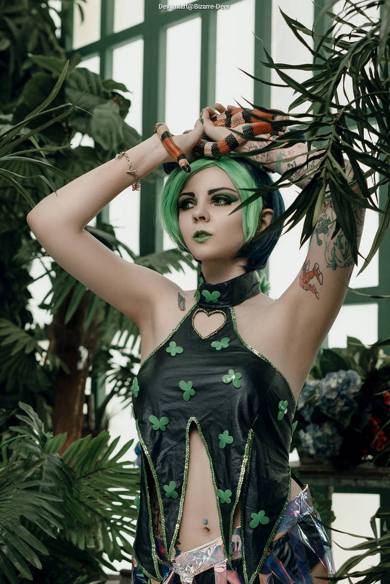 JoJos Bizarre Adventure - Jolyne Cujoh (JoJo) Cosplay character recreation portrait