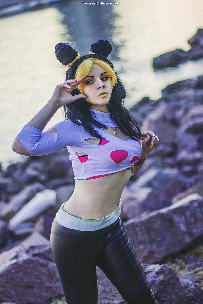 JoJos Bizarre Adventure - Jolyne Cujoh (JoJo) Cosplay character costume portrait