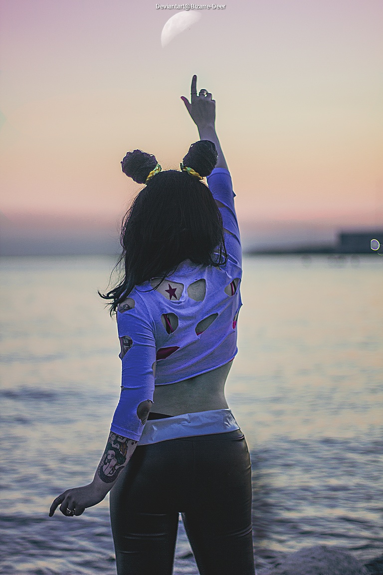 JoJos Bizarre Adventure - Jolyne Cujoh (JoJo) Cosplay full length photo