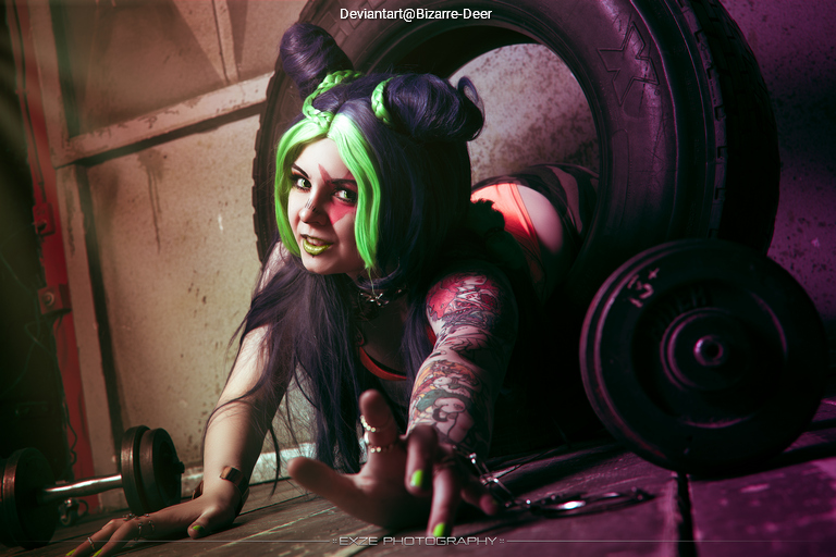 JoJos Bizarre Adventure - Jolyne Cujoh (JoJo) Cosplay character costume portrait