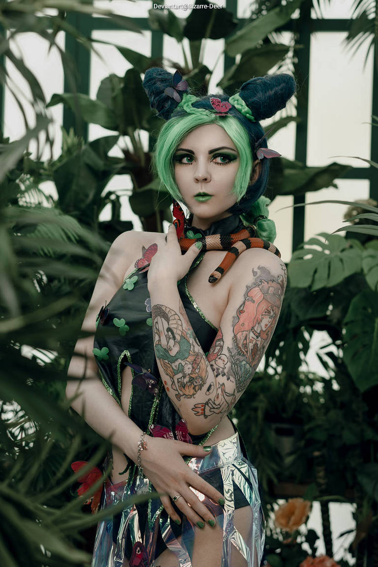 JoJos Bizarre Adventure - Jolyne Cujoh (JoJo) Cosplay costume showcase portrait