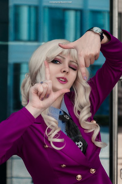 JoJos Bizarre Adventure - Yoshikage Kira (Female) Cosplay
