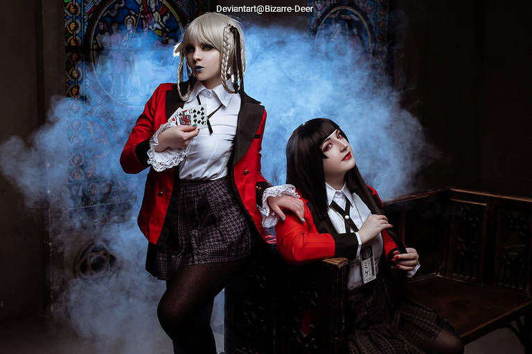 Kakegurui - Compulsive Gambler - Yumeko Jabami &amp; Kirari Momobami Cosplay - body photo