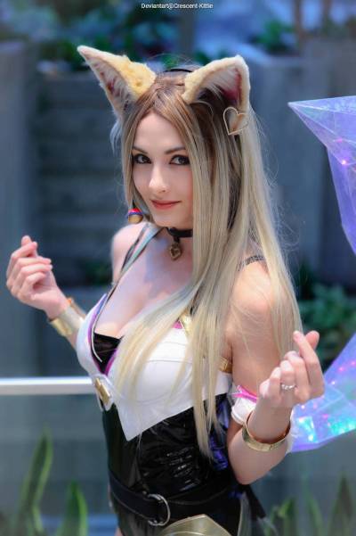 League of Legends - Ahri (The Nine-Tailed Fox) (KDA) Cosplay