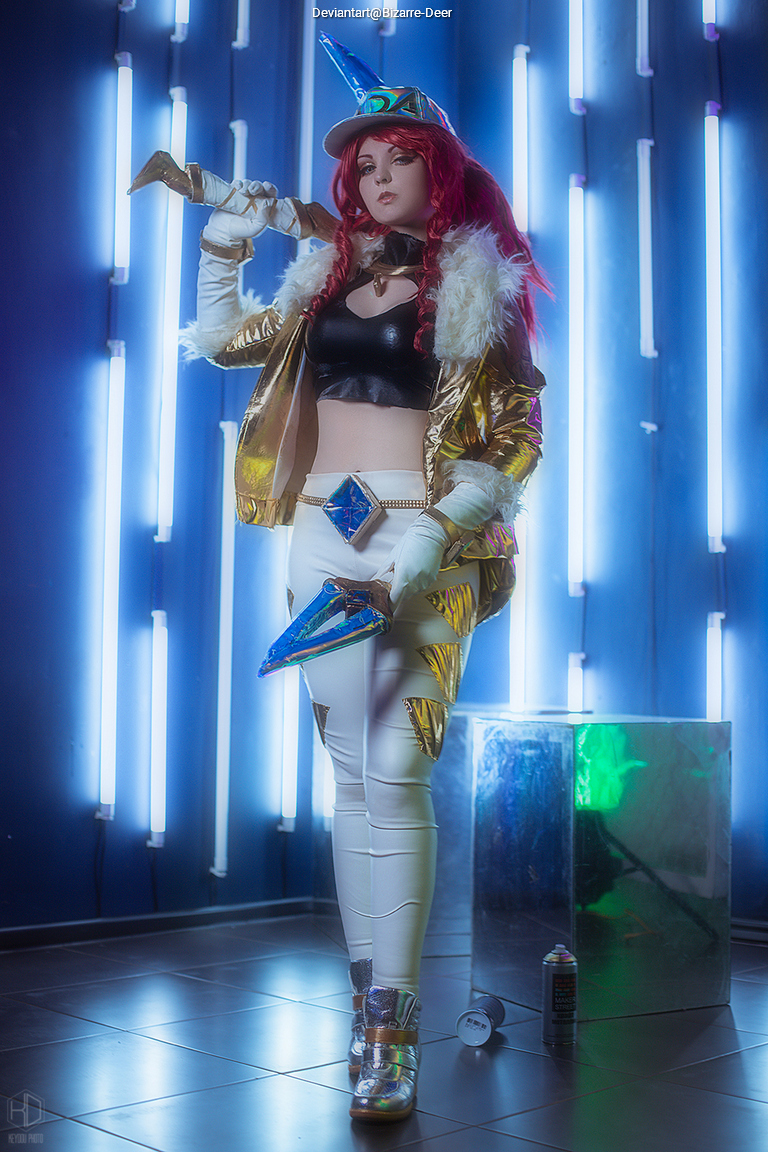 League of Legends - Akali (KDA) Cosplay character recreation portrait