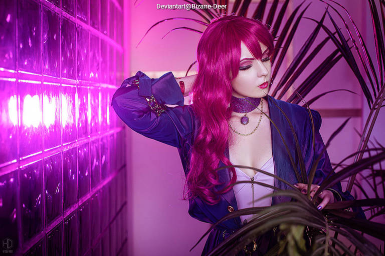 League of Legends - Evelynn (Agonys Embrace) (KDA) Cosplay full body character photo