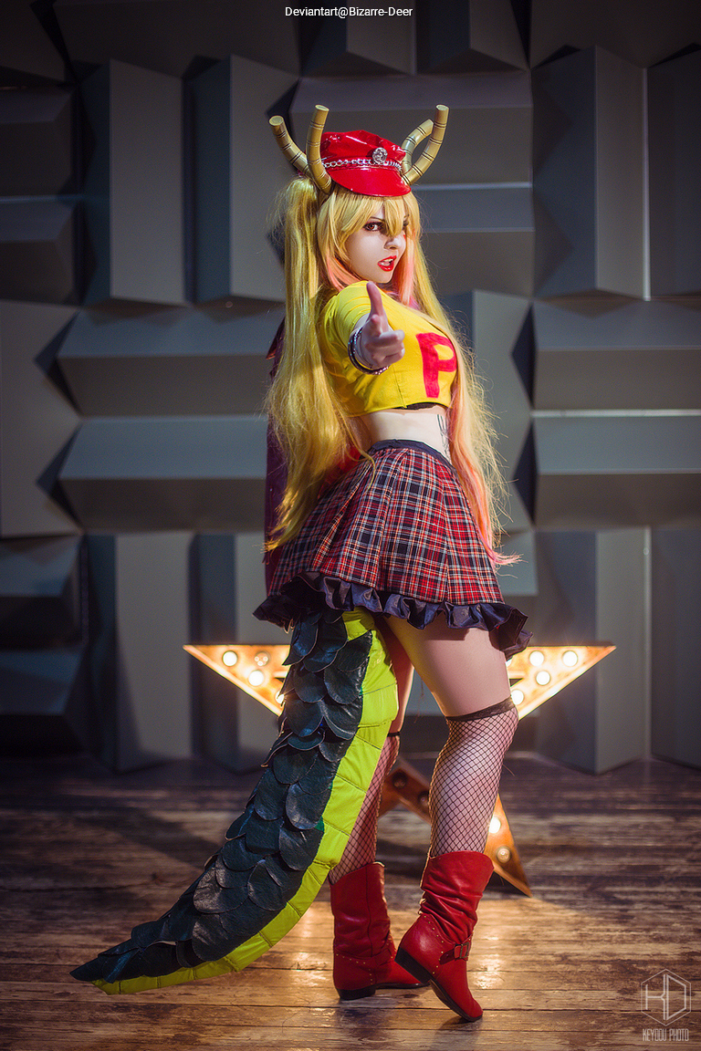 Miss Kobayashis Dragon Maid - Tohru Kobayashi Cosplay full body portrait