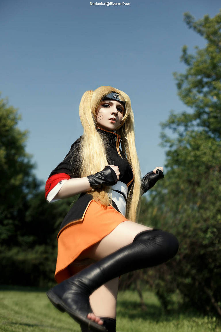 Naruto - Naruko Uzumaki Cosplay - full body character photo