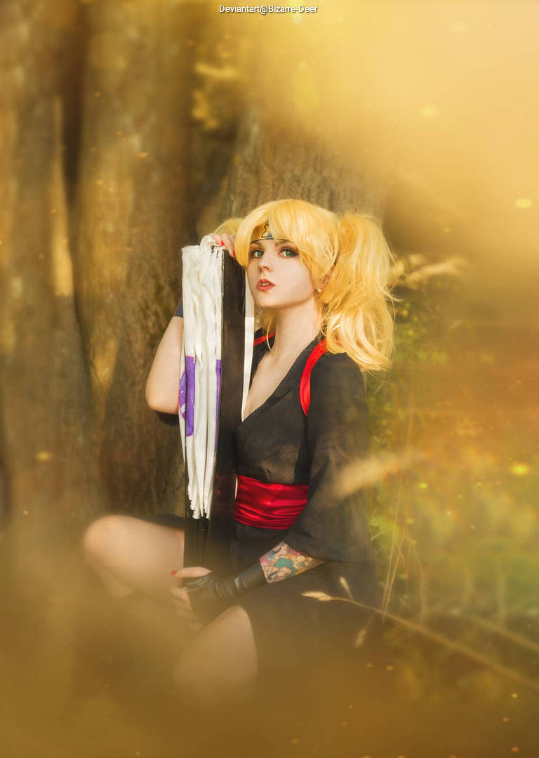 Naruto - Temari Nara Cosplay character costume portrait