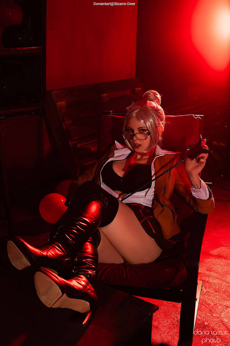Prison School - Meiko Shiraki Cosplay - elegant character representation