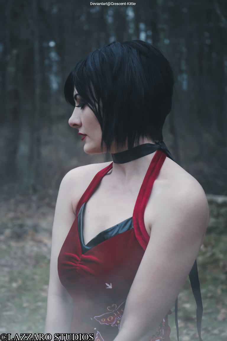 Resident Evil 4 - Ada Wong Cosplay full body portrait