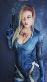 Resident Evil 5 - Jill Valentine (Brainwashed) Cosplay