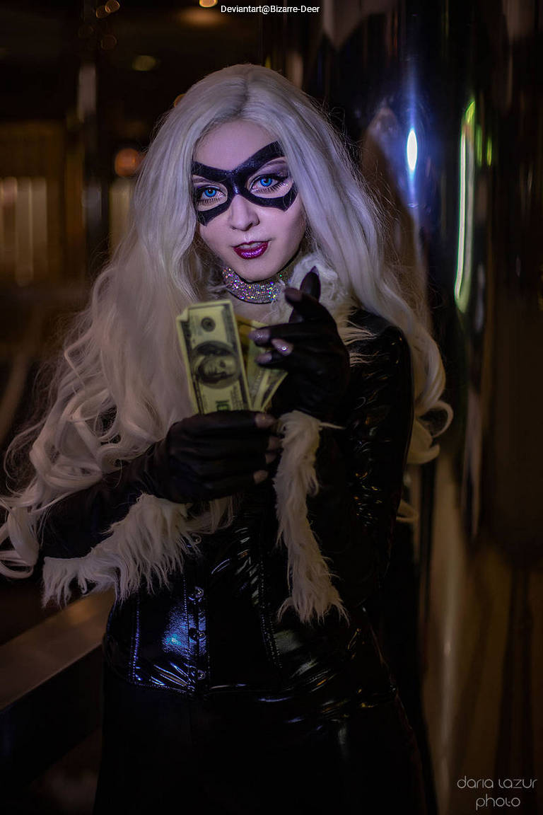 Spider-Man - Felicia Hardy (Black Cat) Cosplay character recreation portrait