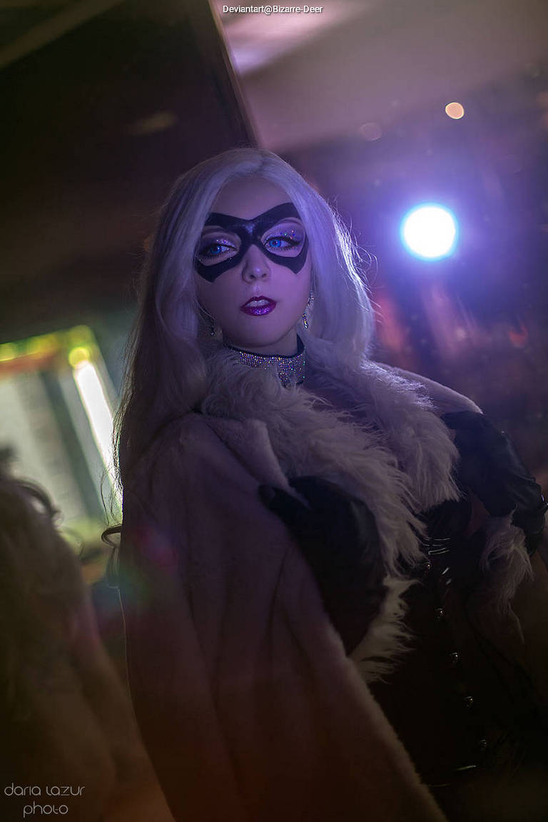 Spider-Man - Felicia Hardy (Black Cat) Cosplay full body portrait photography