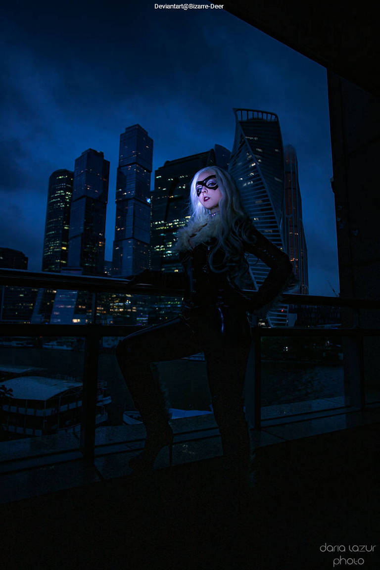Spider-Man - Felicia Hardy (Black Cat) Cosplay full body portrait
