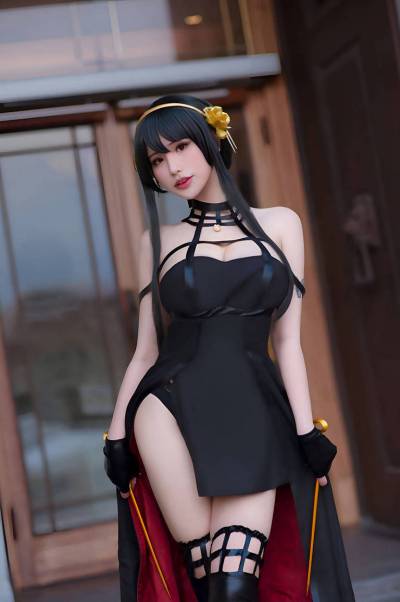 Spy × Family - Yor Forger (Thorn Princess) Cosplay