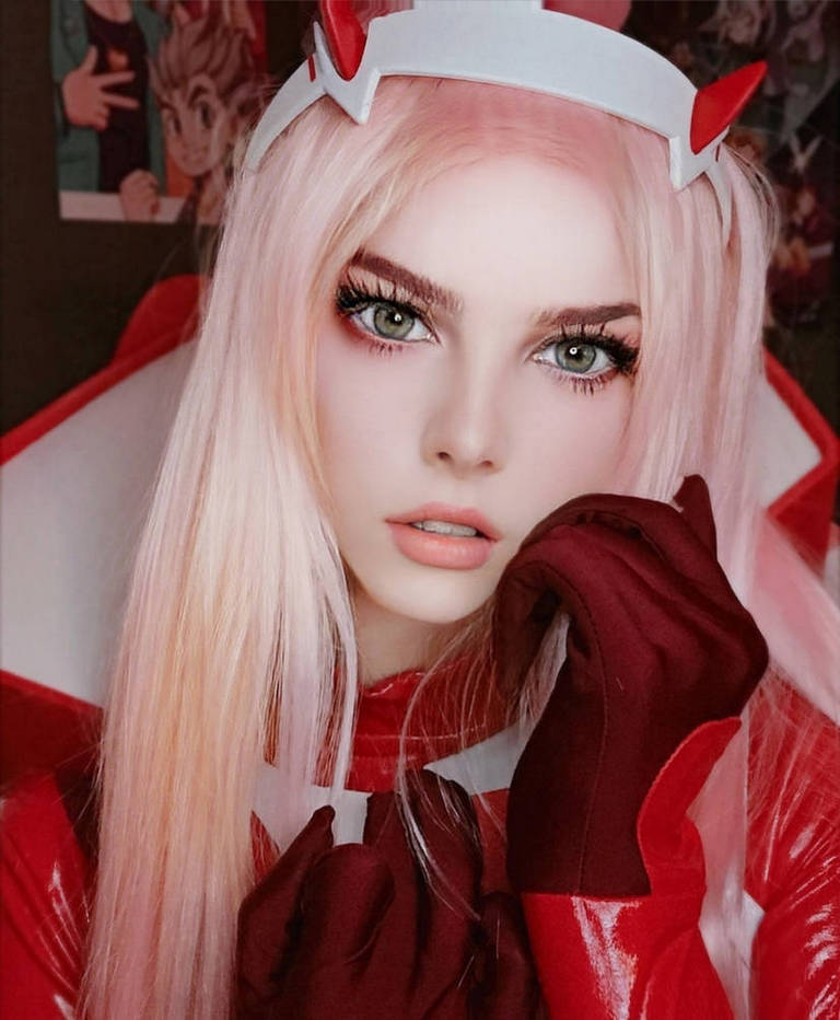DARLING in the FRANXX - Zero Two (Partner Killer) (Plugsuit) Cosplay character costume portrait