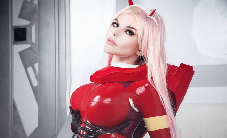 DARLING in the FRANXX - Zero Two (Partner Killer) (Plugsuit) Cosplay full body portrait
