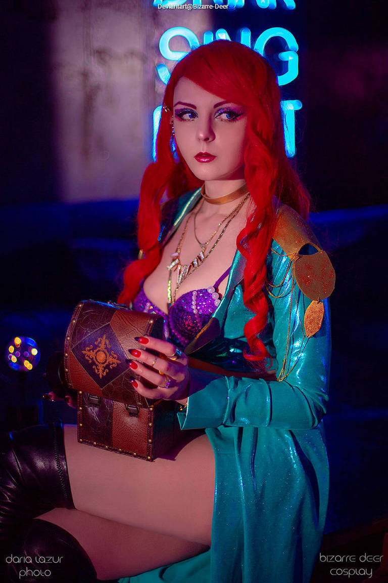 The Little Mermaid - Ariel Cosplay costume showcase portrait