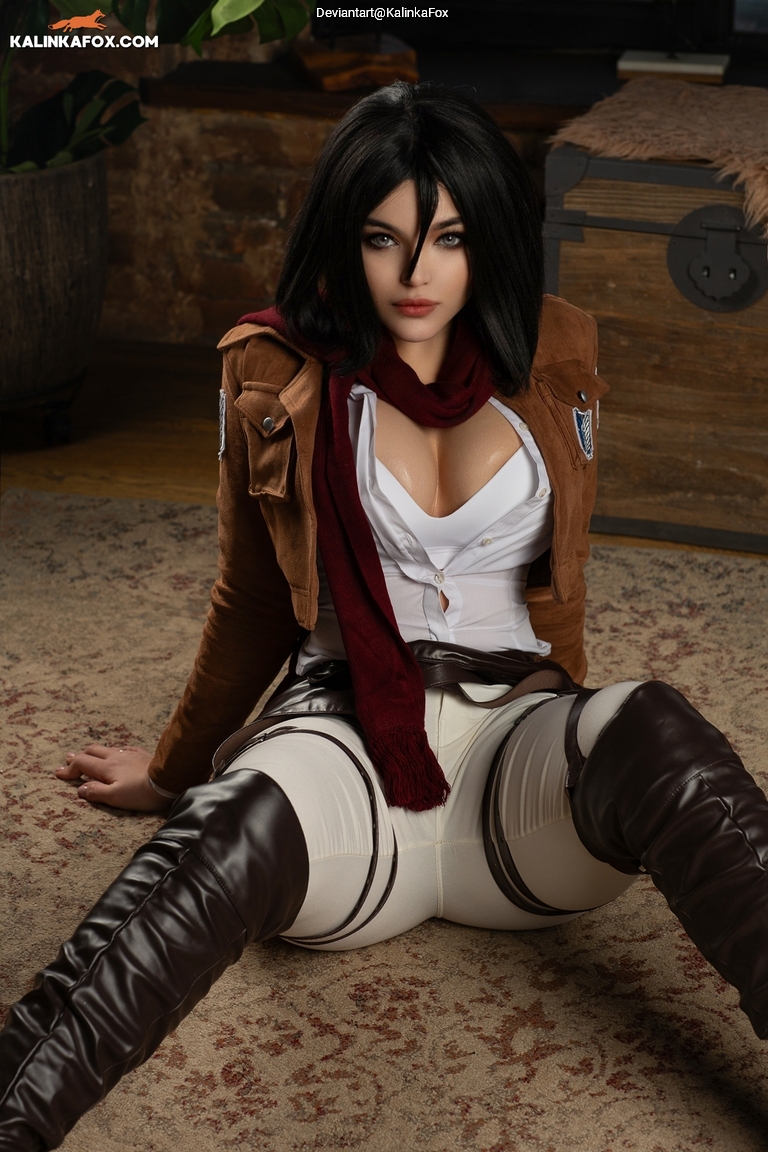 Attack on Titan - Mikasa Ackermann Cosplay full body character photo