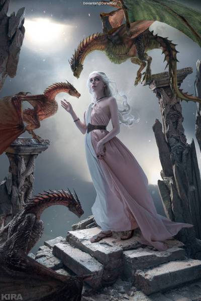Game of Thrones - Daenerys Targaryen Cosplay