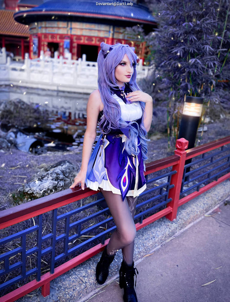 Genshin Impact - Keqing (Driving Thunder) (Piercing Thunderbolt) Cosplay full body portrait