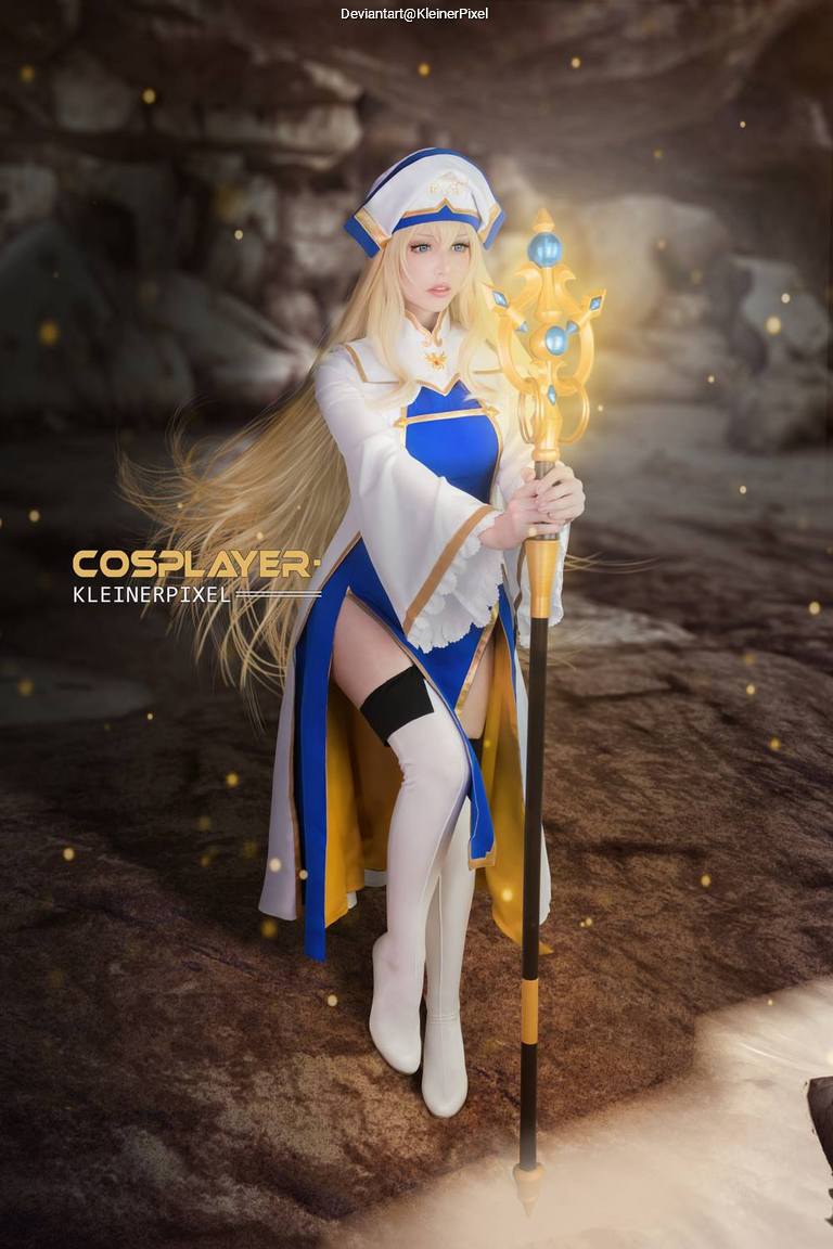 Goblin Slayer - Priestess (Onna Shinkan) Cosplay full body portrait