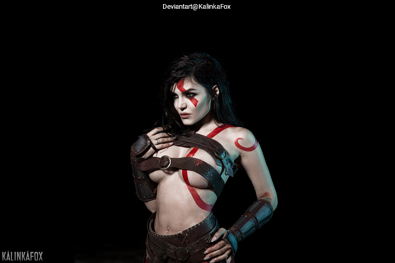 God of War - Kratos (Norse Era) (Female) Cosplay character costume portrait