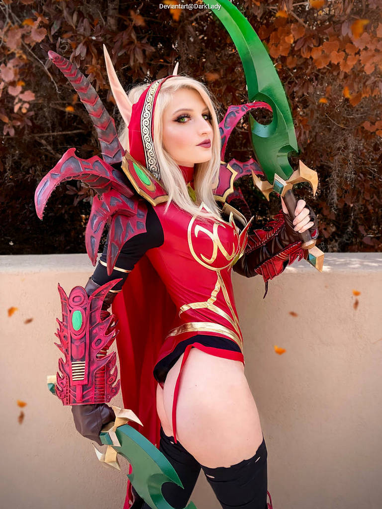 Heroes of the Storm - Valeera Sanguinar (Shadow of the Uncrowned) Cosplay character costume portrait