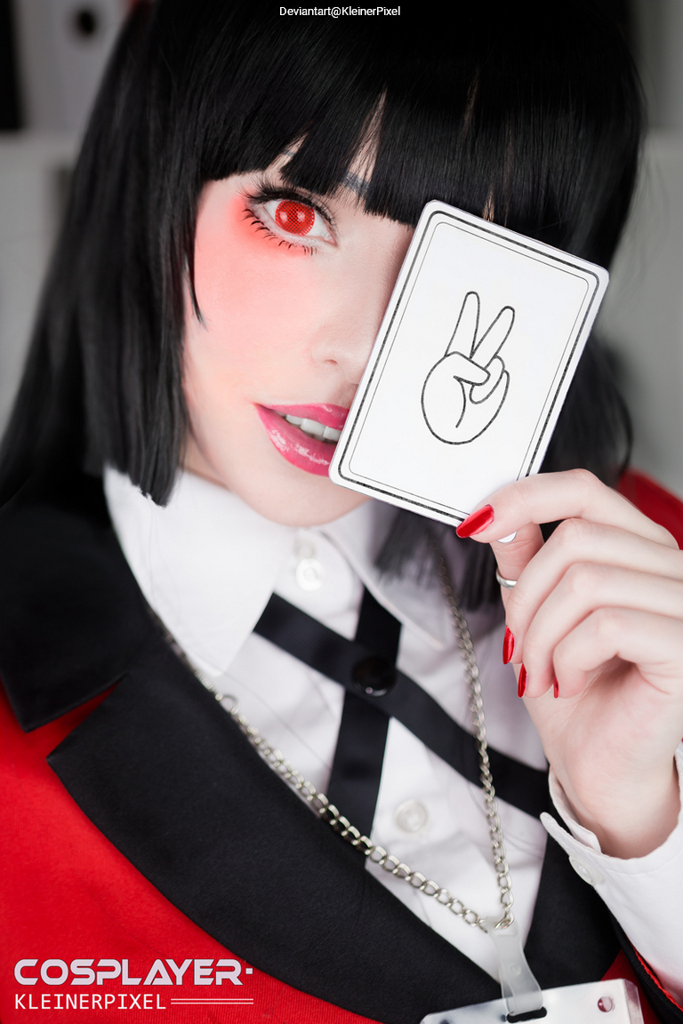 Kakegurui - Compulsive Gambler - Yumeko Jabami Cosplay - full body port.