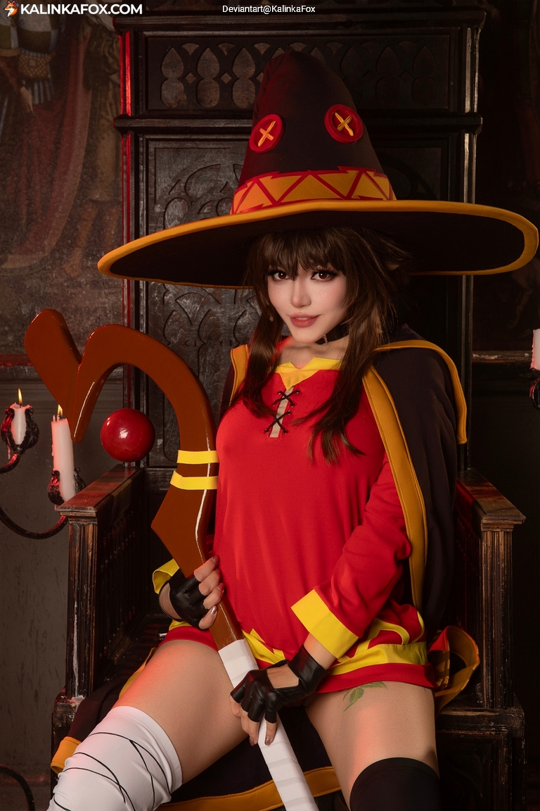 Konosuba - Gods Blessing on This Wonderful World - Megumin (Explosion Maniac) Cosplay full body portrait