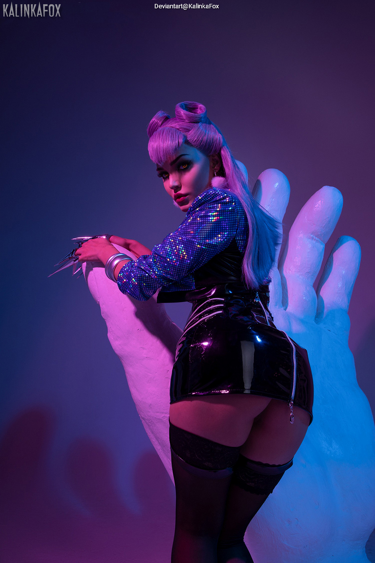 League of Legends - Evelynn (Agonys Embrace) (KDA) Cosplay full body character photo